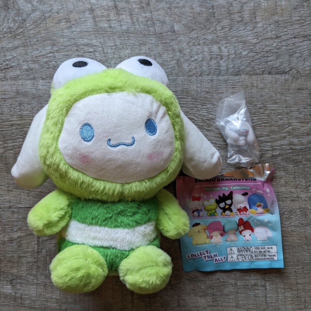 Sanrio Cinnamoroll in Koroppi costume and Sleeping Cinnamoroll Figure bundle